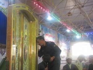 رونمایی از درب حرم مطهر عسکرین در شهرستان کارون