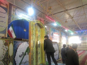 رونمایی از درب حرم مطهر عسکرین در شهرستان کارون