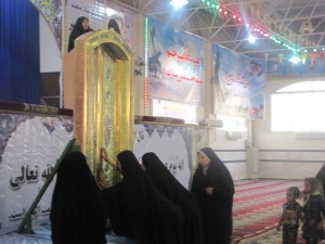 رونمایی از درب حرم مطهر عسکرین در شهرستان کارون