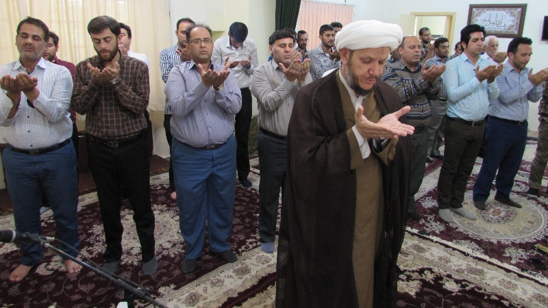 کلاس اخلاق و نماز با حضورکارکنان اداره برق شهرستان