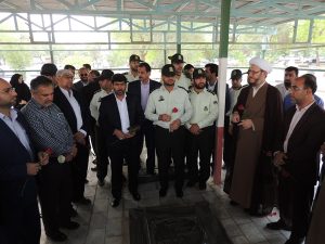 غبار روبی گلزار شهدای شهرستان کارون به مناسبت آغاز هفته دولت