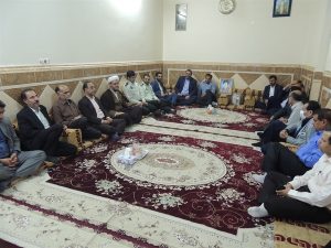 غبار روبی گلزار شهدای شهرستان کارون به مناسبت آغاز هفته دولت