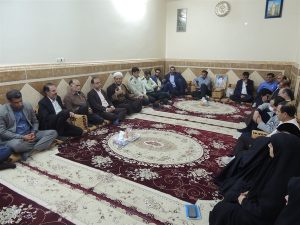 غبار روبی گلزار شهدای شهرستان کارون به مناسبت آغاز هفته دولت