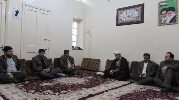 دیدار مدیران بانک مهر اقتصاد خوزستان با امام جمعه