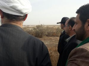 بازدید میدانی امام جمعه و فرماندار کارون از زمین جدید قبرستان
