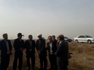 بازدید میدانی امام جمعه و فرماندار کارون از زمین جدید قبرستان