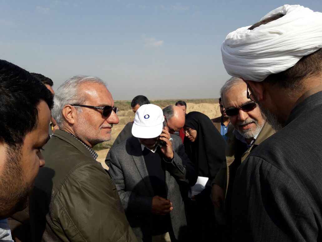 بازدید امام جمعه کارون ازکانون ریزگردها در شهرستان کارون