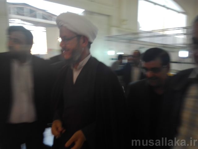 بازدید امام جمعه کارون از نمایشگاه کالای ایرانی