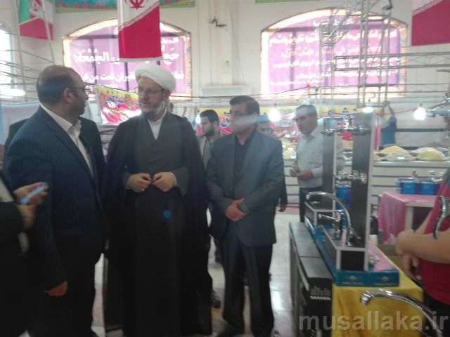 بازدید امام جمعه کارون از نمایشگاه کالای ایرانی