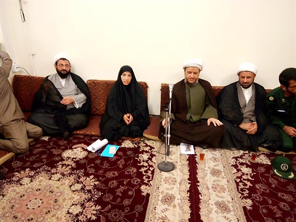 جلسه تقدیر ازمسئولین ادارات شهرستان کارون