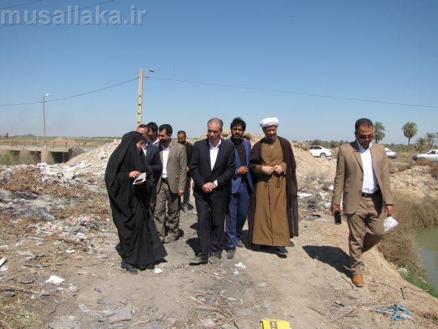 جلسه امام جمعه با مسئولین درخت کاری و محیط زیست کشور