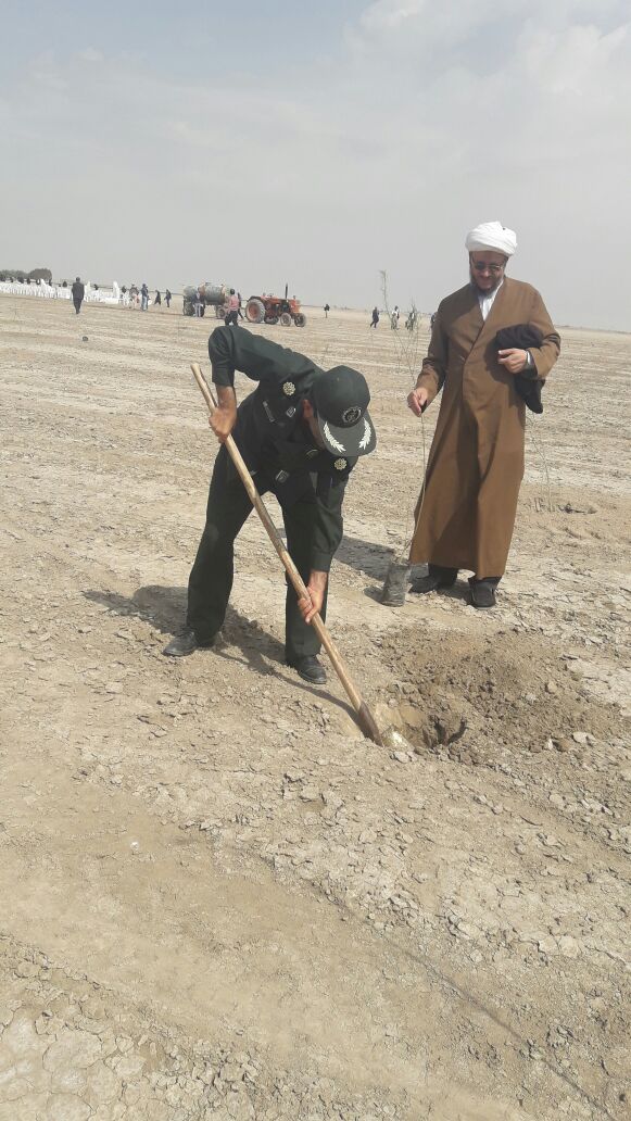 گزارش تصویری/مراسم روز درختکاری در شهرستان کارون