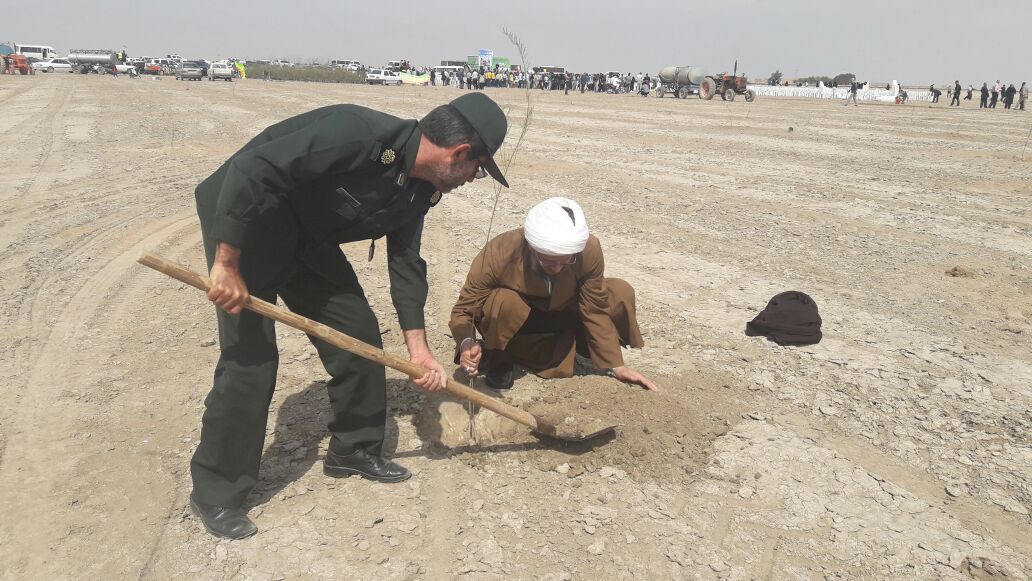 گزارش تصویری/مراسم روز درختکاری در شهرستان کارون