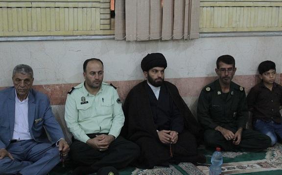 نشست صمیمانه فرماندهان حوزه و پایگاه های بسیج شهرستان کارون برگزار شد
