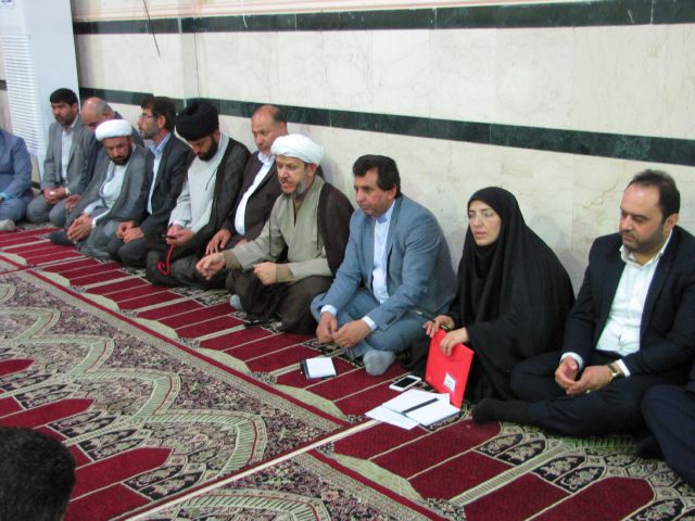 نشست امام جمعه کارون با مردم و نماینده مردم در مجلس شورای اسلامی