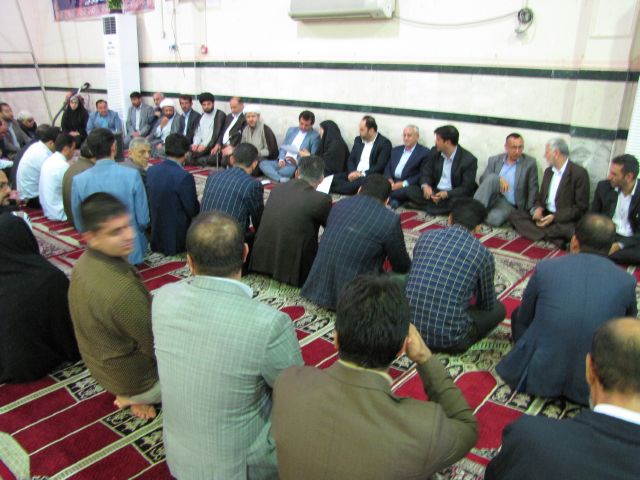 نشست امام جمعه کارون با مردم و نماینده مردم در مجلس شورای اسلامی