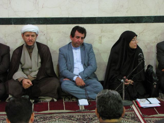نشست امام جمعه کارون با مردم و نماینده مردم در مجلس شورای اسلامی