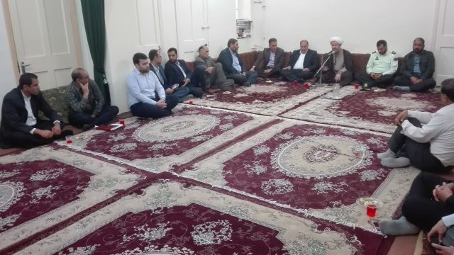 گزارش تصویری/دیدار مدیران دستگاه های اجرائی باامام جمعه کارون به مناسبت هفته دولت