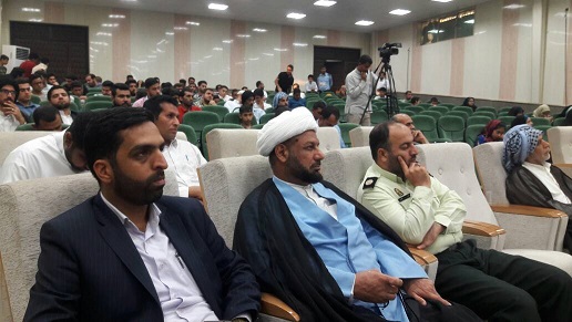 آیئن شعر خوانی و تجلیل از ۲۵ شاعر برتر شهرستان کارون برگزار شد