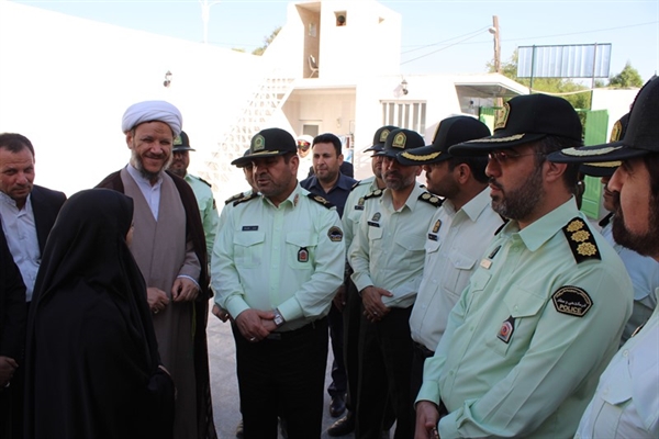 باحضور امام جمعه کارون کلانتری 11 کارون افتتاح شد