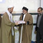 اهدای جوایز به شرکت کنندگان در نماز جمعه کارون به مناسبت امامت امام زمان(عج)