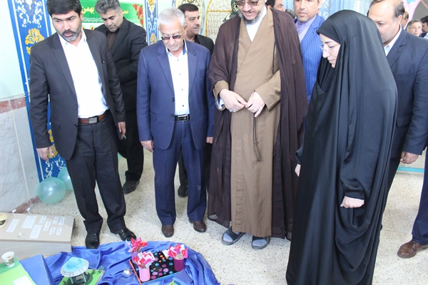 گزارش تصویری/افتتاح نمایشگاه دست آوردهای انقلاب