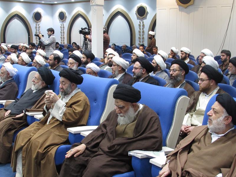 گزارش تصویری/حضور امام جمعه کارون در آیین نکوداشت عالم فقید،آیتالله مروج