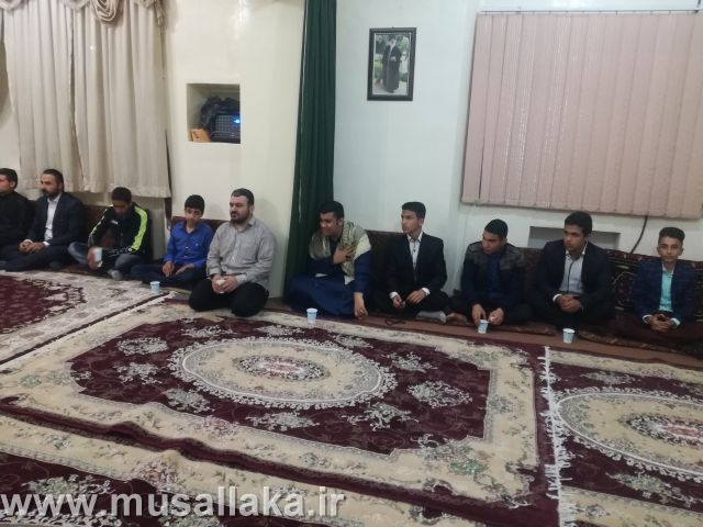 جلسه تقدیر از مجریان، موذنین، مکبرین و قاریان نمازجمعه کارون برگزار شد.
