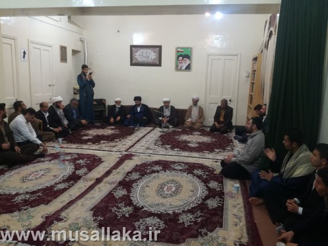 جلسه تقدیر از مجریان، موذنین، مکبرین و قاریان نمازجمعه کارون برگزار شد.