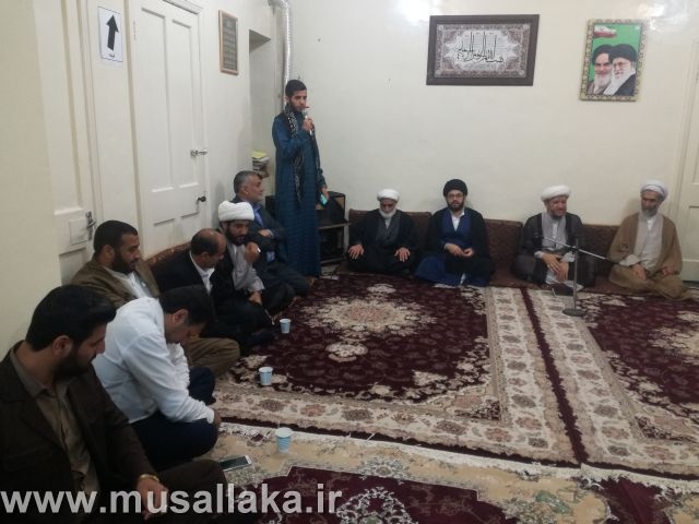 جلسه تقدیر از مجریان، موذنین، مکبرین و قاریان نمازجمعه کارون برگزار شد.