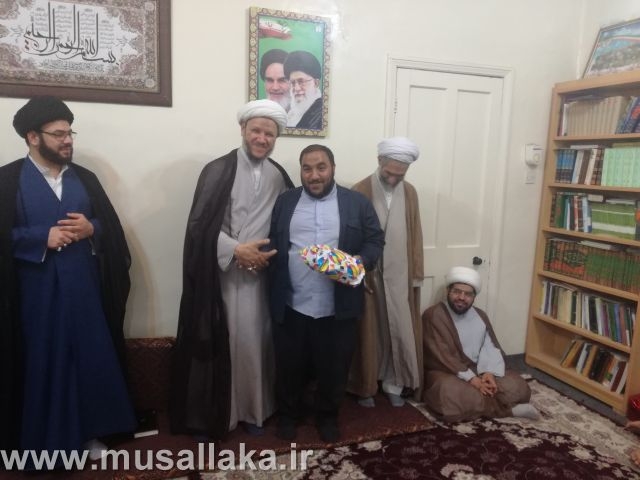 جلسه تقدیر از مجریان، موذنین، مکبرین و قاریان نمازجمعه کارون برگزار شد.