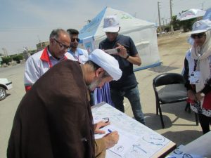 بازدید امام جمعه کارون از ایستگاههای خدمات رسانی به میهمانان نوروزی