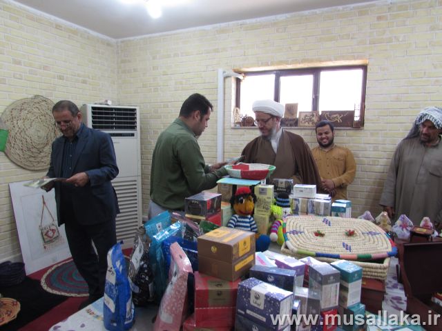 گزارش تصویری/بازدید امام جمعه از نمایشگاه میراث فرهنگی کارون