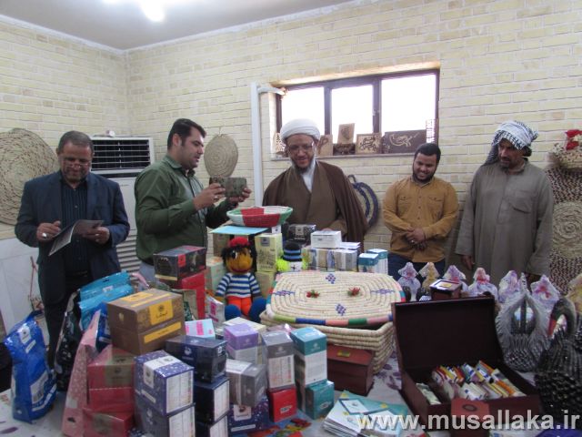 گزارش تصویری/بازدید امام جمعه از نمایشگاه میراث فرهنگی کارون