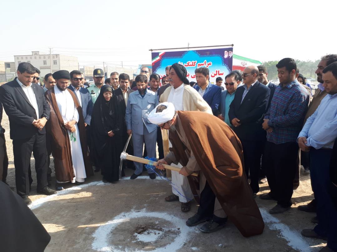 گزارش تصویری/مراسم کلنگ زنی مجموعه ورزشی بانوان شهرستان کارون
