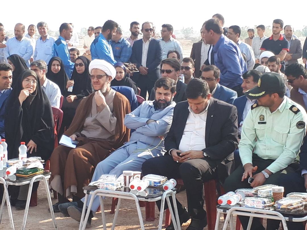 گزارش تصویری/مراسم کلنگ زنی مجموعه ورزشی بانوان شهرستان کارون
