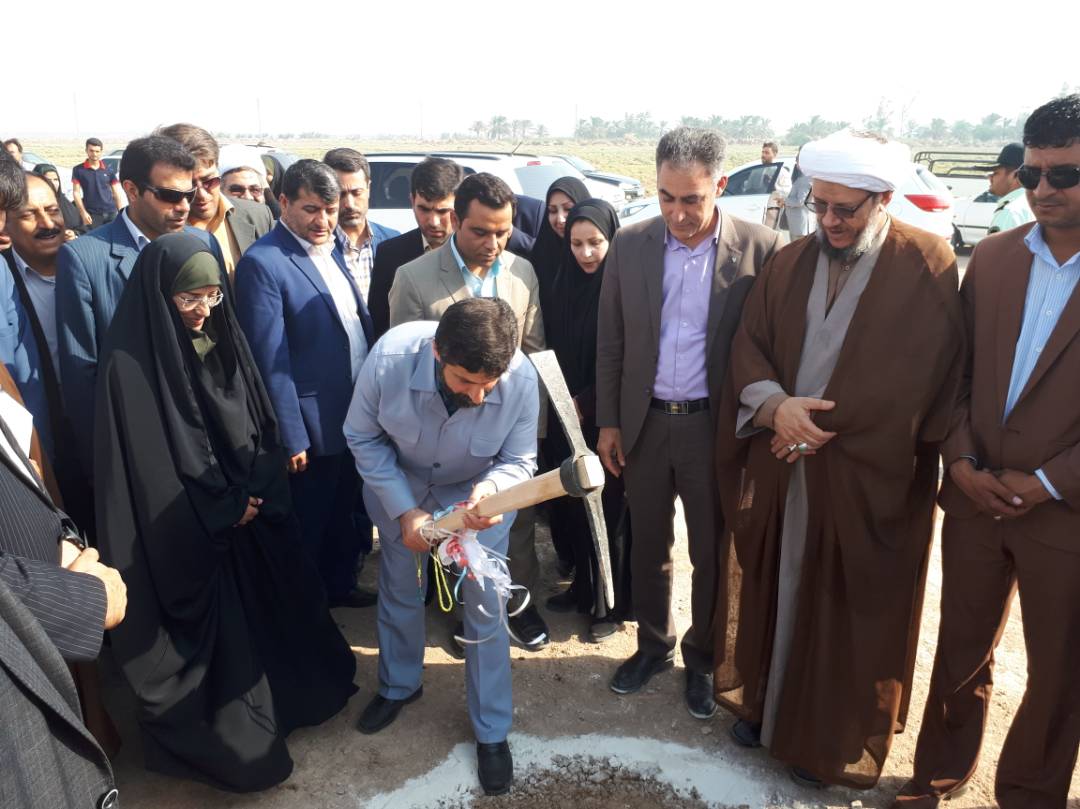 گزارش تصویری/مراسم کلنگ زنی مجموعه ورزشی شهرستان کارون