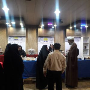 گزارش تصویری/بازدیدامام جمعه کارون از نمایشگاه کار افرینی شهرستان