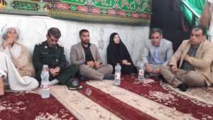 گزارش تصویری/دیدار امام جمعه و مسئولین کارون با خانواده شهید حادثه تروریستی در اهواز