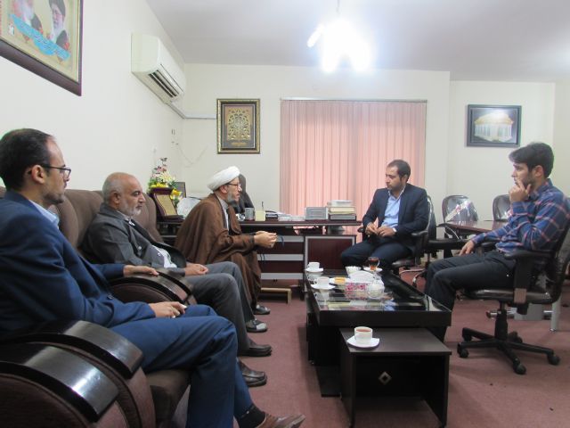 گزارش تصویری/دیدار امام جمعه کارون با مدیرکل کتابخانه‌های عمومی استان