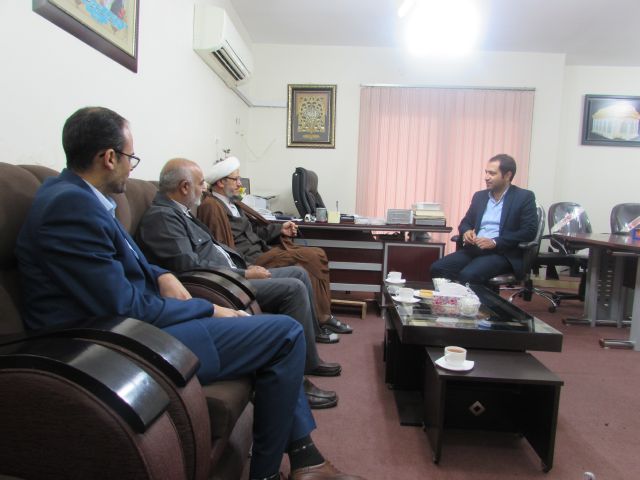 گزارش تصویری/دیدار امام جمعه کارون با مدیرکل کتابخانه‌های عمومی استان