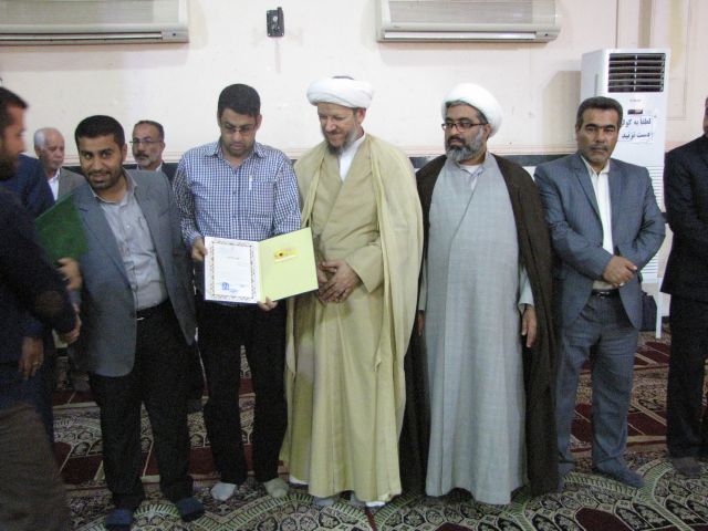 گزارش تصویری/ تجلیل ازنخبگان و دانش آموزان برتر شهرستان کارون