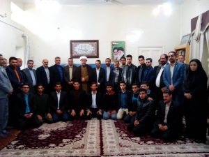 گزارش تصویری/دیدار نخبگان قرآنی و ورزشی با امام جمعه کارون