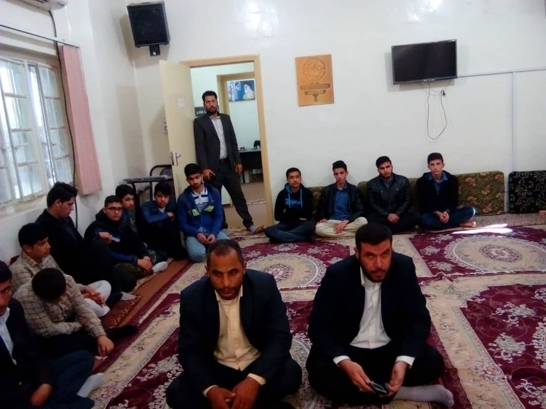گزارش تصویری/دیدار نخبگان قرآنی و ورزشی با امام جمعه کارون