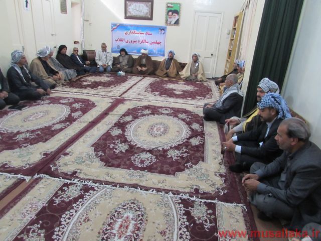 رگزاری جلسه با معتمدین شهرستان به مناسبت چهلمین سالگرد انقلاب اسلامی