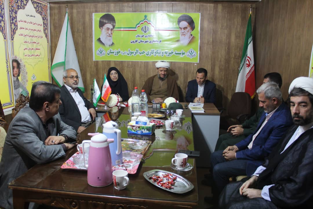 مراسم اهدایی جهیزیه به ۸ زوج یتیم با حضور امام جمعه کارون برگزار شد