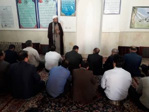 نماز وحدت ادارات در مسجد فاطمه الزهرا(س) برگزار شد