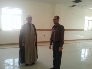 بازدید امام جمعه شهرستان کارون از کتابخانه مرکزی شهرستان