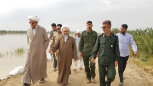 گزارش تصویری/بازدید آیت الله حیدری و امام جمعه کارون از مناطق سیل زده شهرستان
