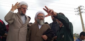گزارش تصویری/بازدید آیت الله حیدری و امام جمعه کارون از مناطق سیل زده شهرستان